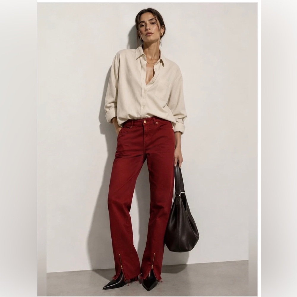 Zara Straight Leg cropped Coated Jeans sz 2